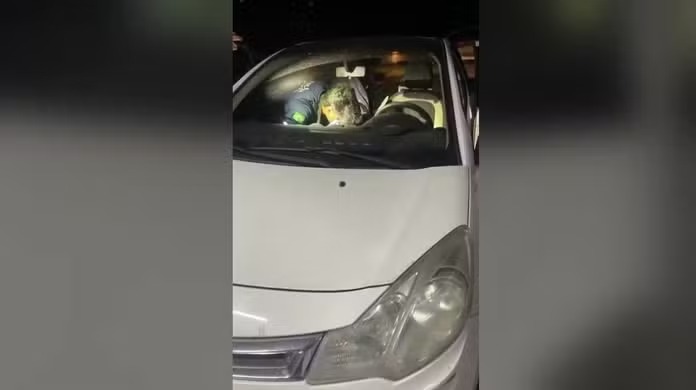 Mulher se finge de morta para escapar de amigo após jantar em Santa Catarina